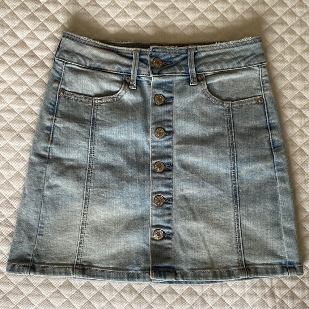 American Eagle Light Blue Denim Skirt Super Stretch